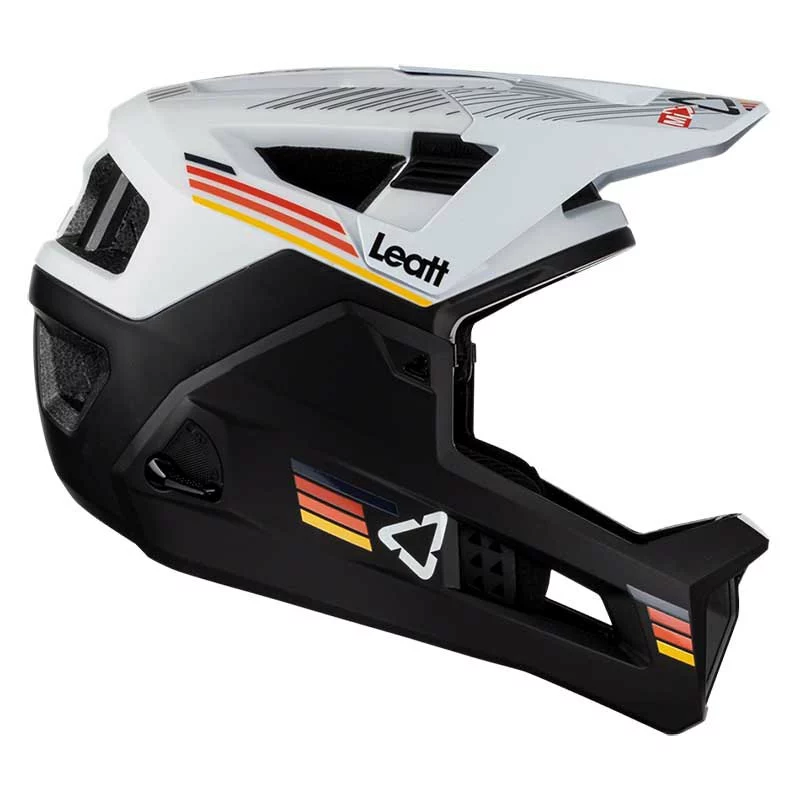 LEATT Enduro 4.0 MTB Helmet 6 LEATT Enduro 4.0 MTB Helmet - Image 4